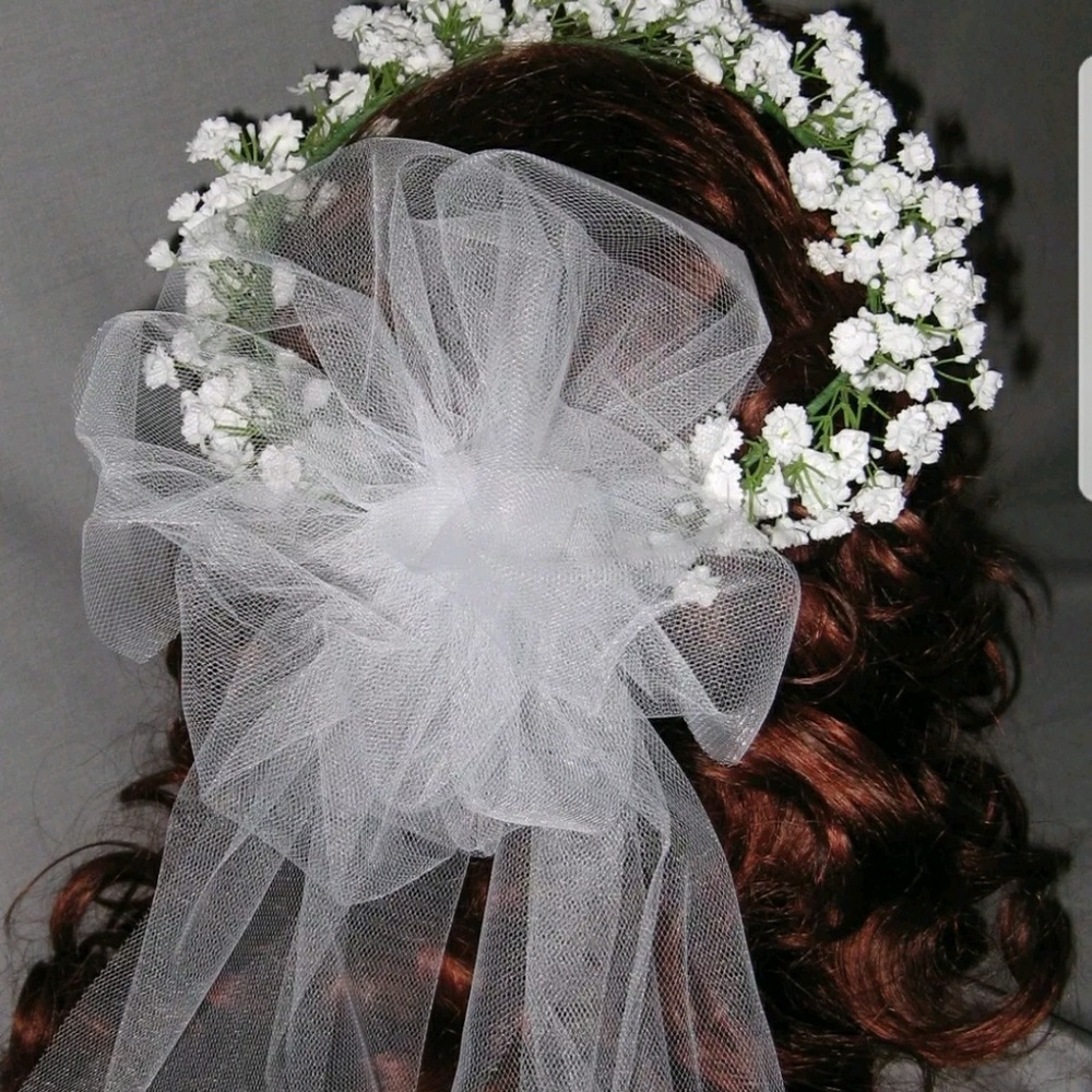 24in headpiece perfect for a 3 or 4yr old!